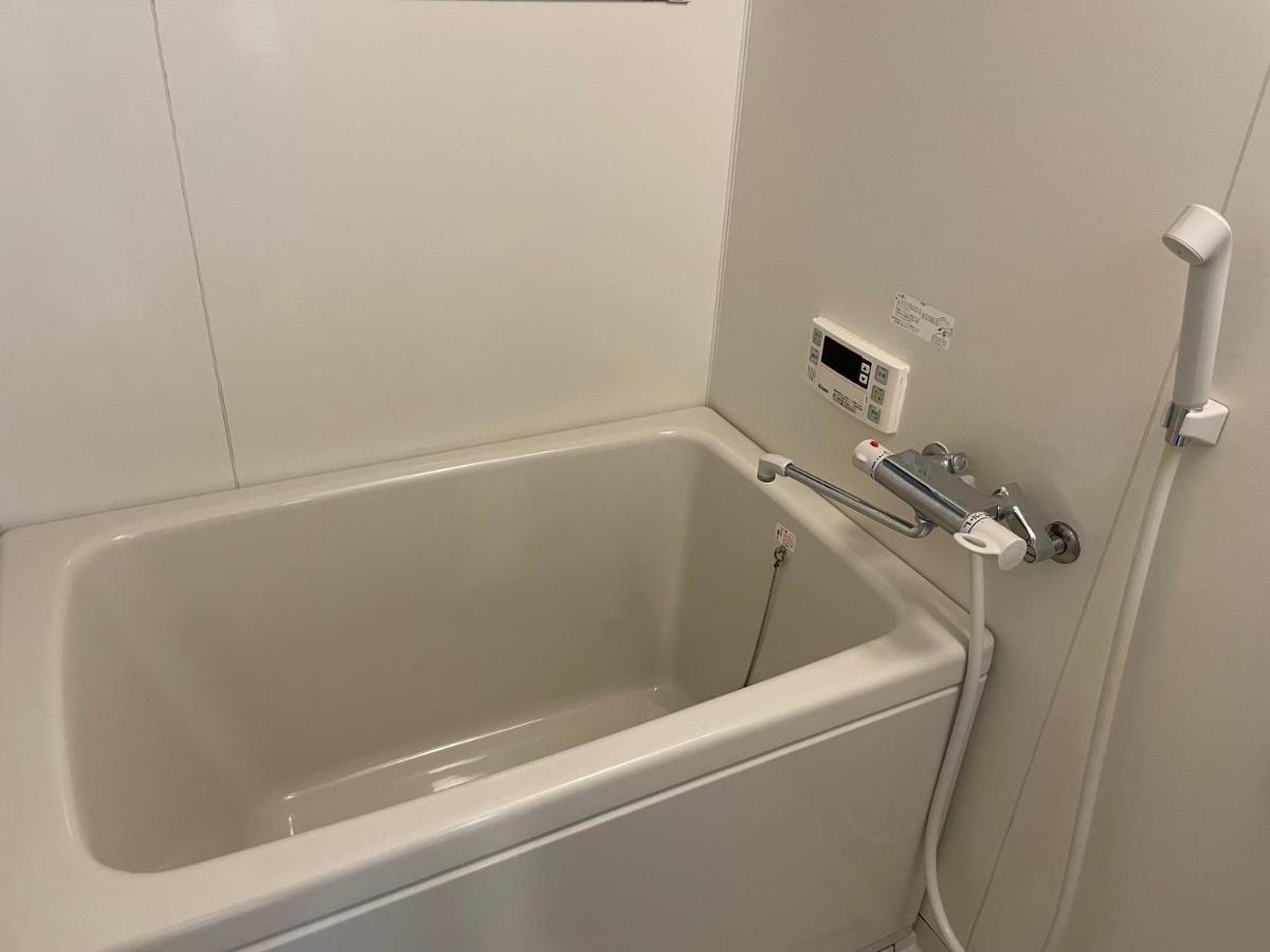 Sunhome コリアタウン近く 一軒家貸切り 今里 Osaka Esterno foto